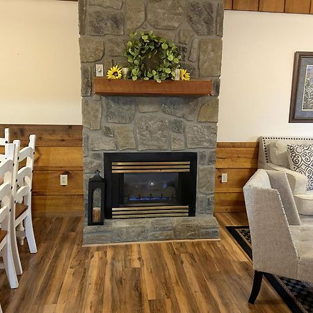 Tucked Away Cabin Pigeon Forge Extérieur photo