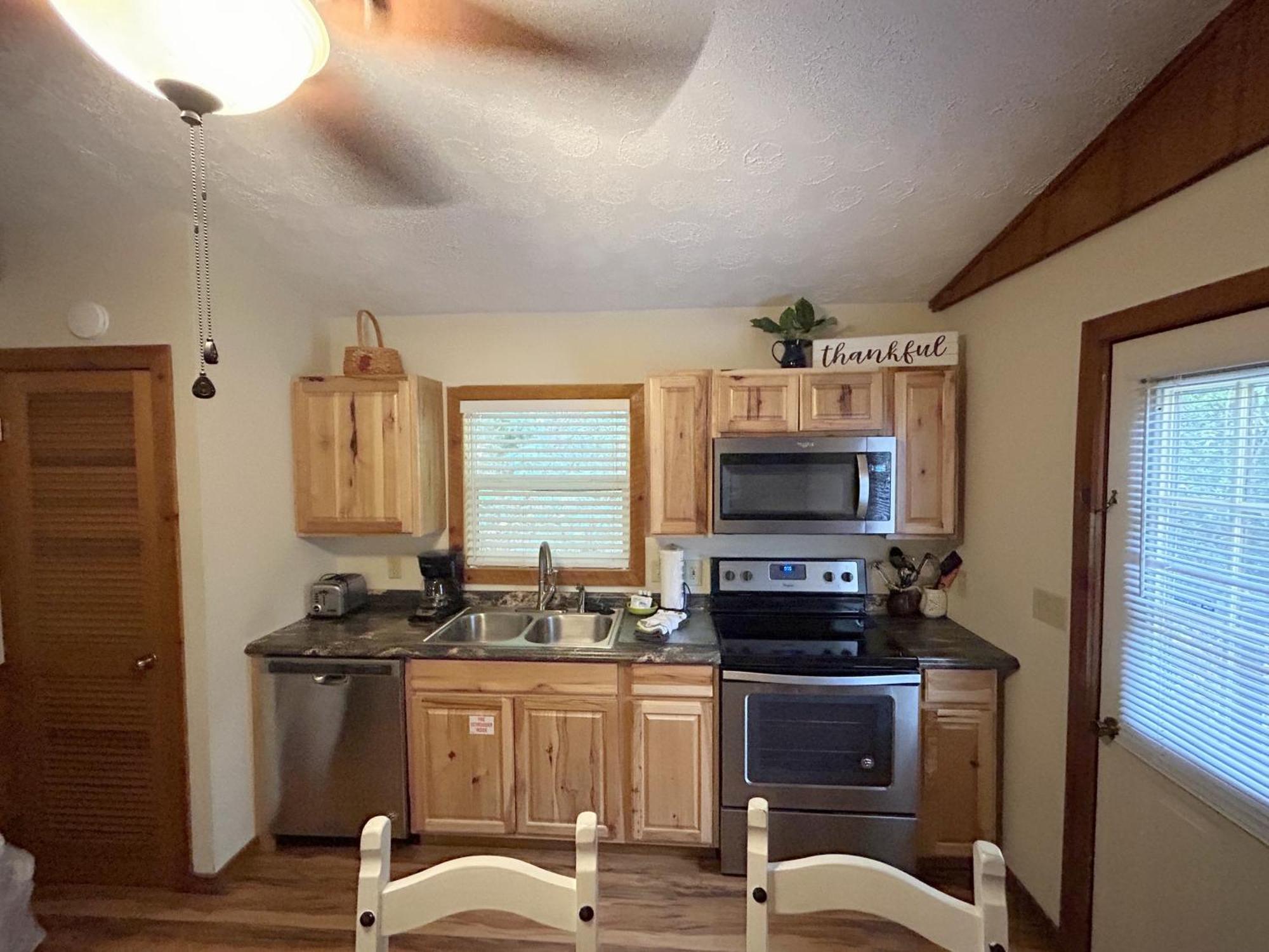Tucked Away Cabin Pigeon Forge Extérieur photo