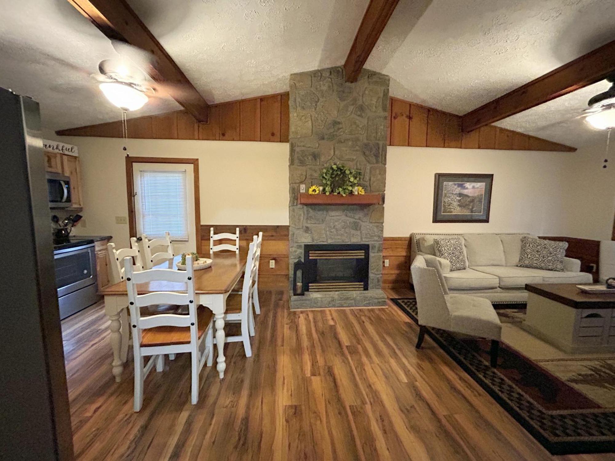 Tucked Away Cabin Pigeon Forge Extérieur photo