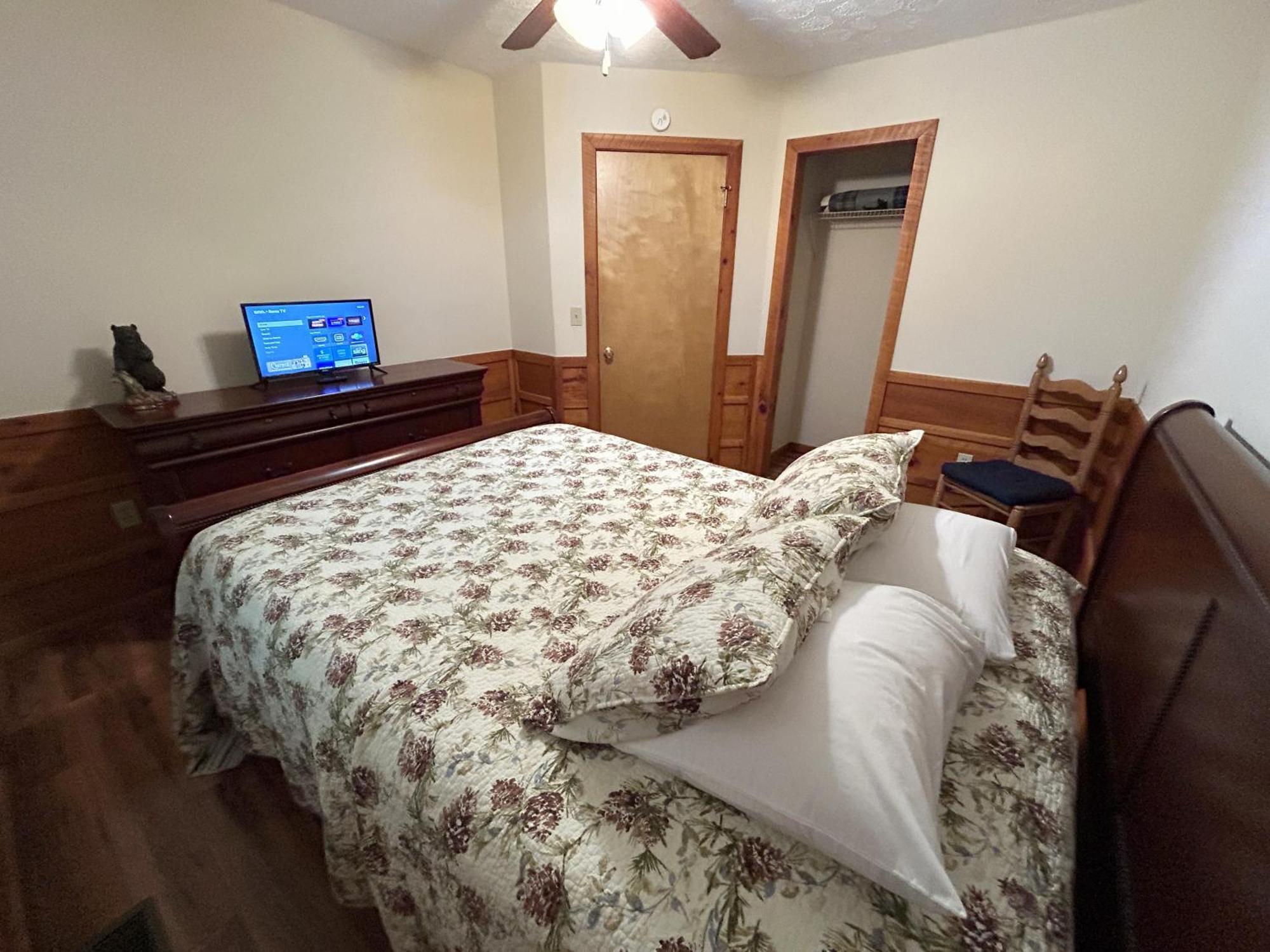 Tucked Away Cabin Pigeon Forge Extérieur photo