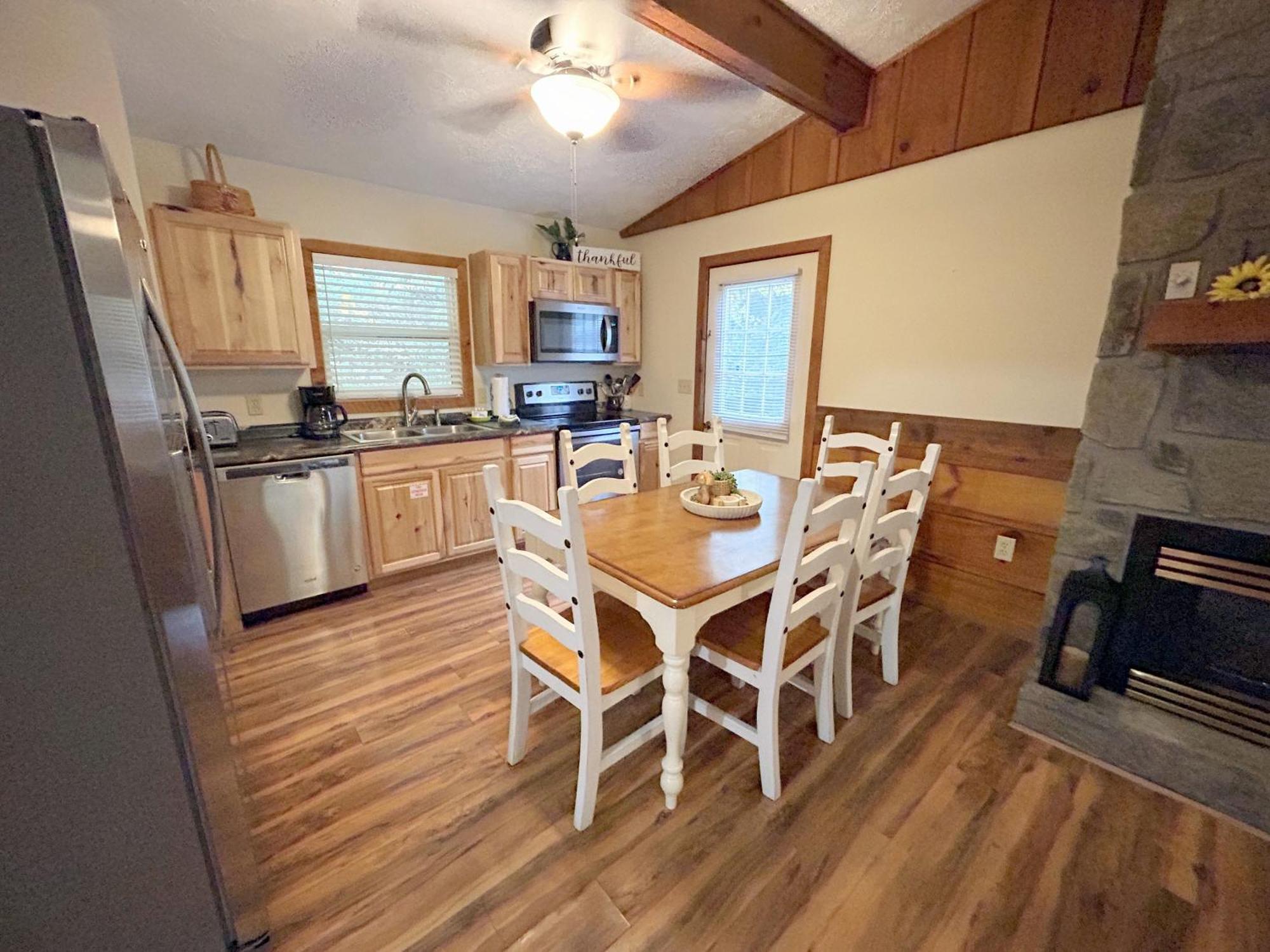 Tucked Away Cabin Pigeon Forge Extérieur photo