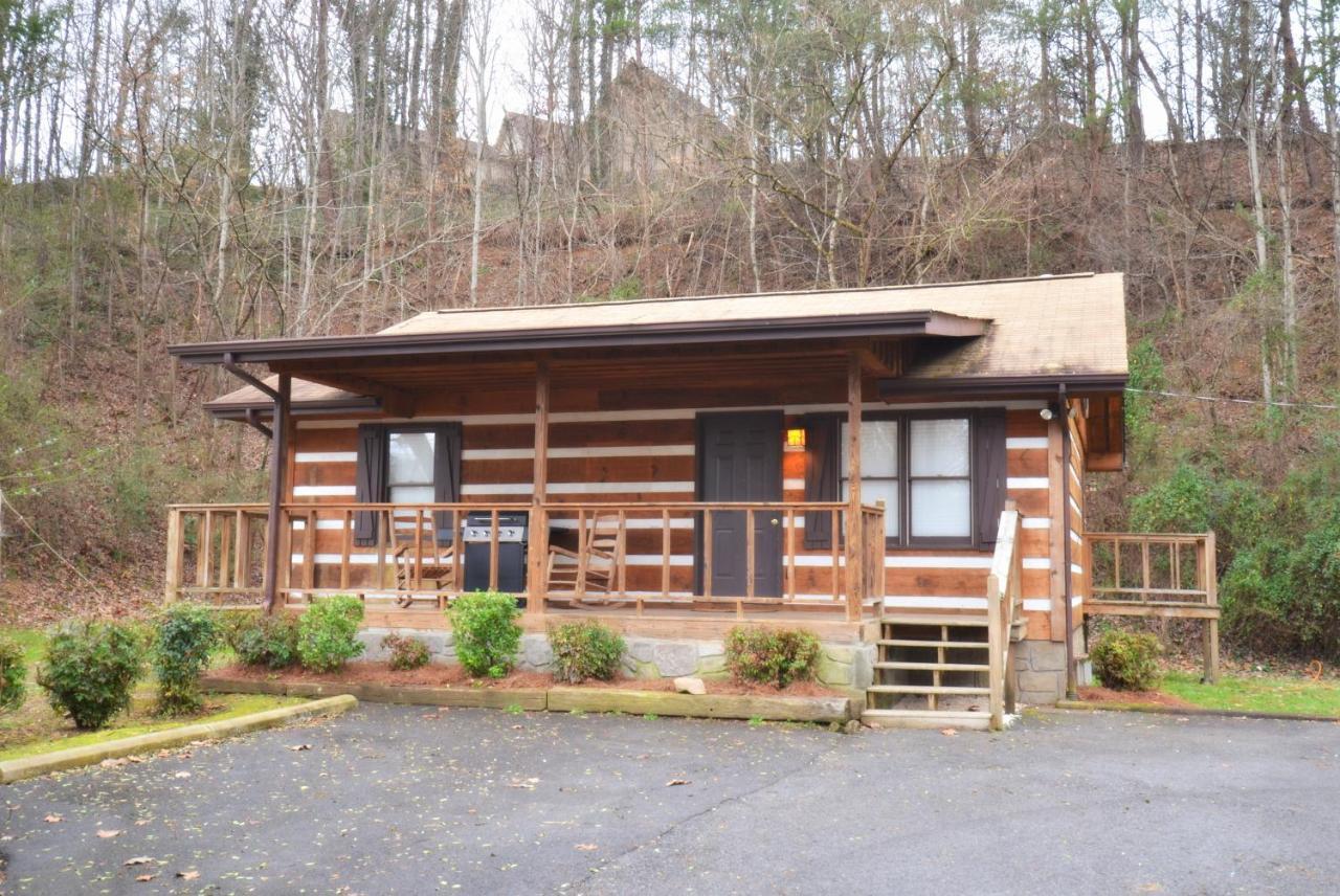 Tucked Away Cabin Pigeon Forge Extérieur photo